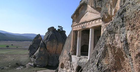 Gerdekkaya Mezar Anıtı (Dağlık Frigya)